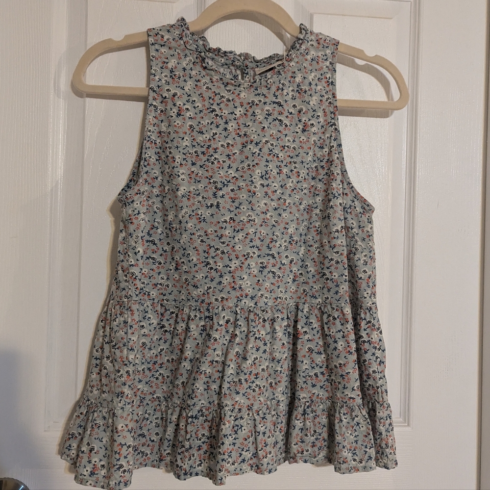 Universal Thread Peasant Top